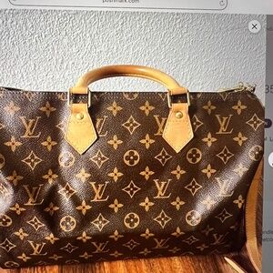 76. LV Mono Bandolier Size 35